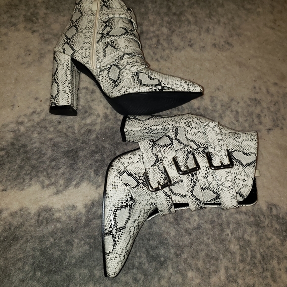 New booties - Picture 4 of 4